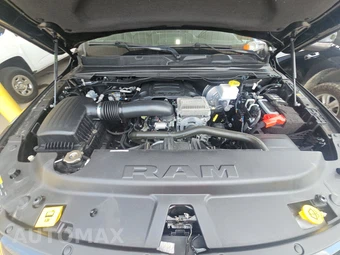 2023 Ram 1500 Laramie Crew Cab Short Bed - miniatura 15