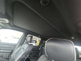 2023 Ram 1500 Laramie Crew Cab Short Bed - miniatura 19