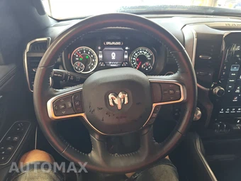 2023 Ram 1500 Laramie Crew Cab Short Bed - miniatura 10