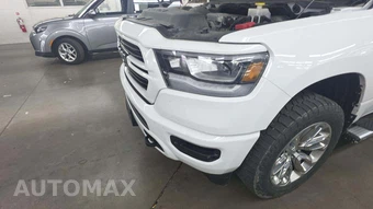 2023 Ram 1500 Laramie Crew Cab Short Bed - miniatura 21