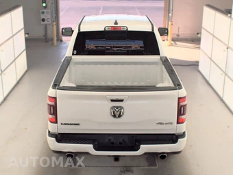 2023 Ram 1500 Laramie Crew Cab Short Bed - miniatura 5