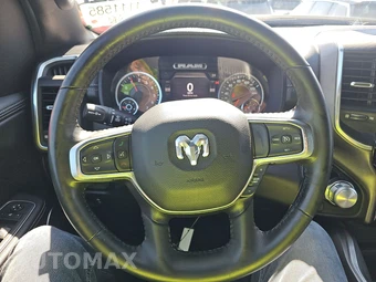 2023 Ram 1500 Laramie Crew Cab Short Bed - miniatura 10