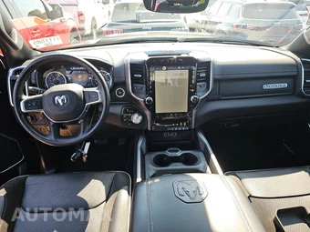 2023 Ram 1500 Laramie Crew Cab Short Bed - miniatura 11