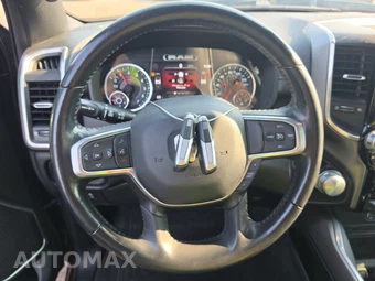 2023 Ram 1500 Laramie Crew Cab Short Bed - miniatura 10