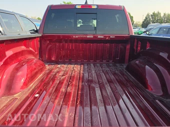 2023 Ram 1500 Laramie Crew Cab Short Bed - miniatura 16