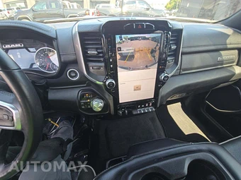 2023 Ram 1500 Laramie Crew Cab Short Bed - miniatura 10