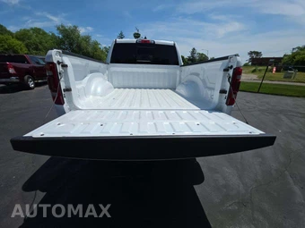 2023 Ram 1500 Laramie Crew Cab Short Bed - miniatura 11