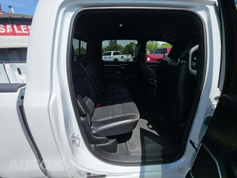 2023 Ram 1500 Laramie Crew Cab Short Bed - miniatura 13