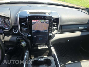 2023 Ram 1500 Laramie Crew Cab Short Bed - miniatura 7