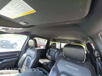 2023 Ram 1500 Laramie Crew Cab Short Bed - miniatura 8