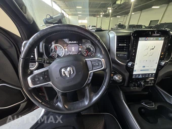 2023 Ram 1500 Laramie Crew Cab Short Bed - miniatura 5