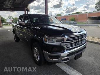2023 Ram 1500 Laramie Crew Cab Short Bed - miniatura 14