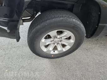 2023 Ram 1500 Laramie Crew Cab Short Bed - miniatura 23