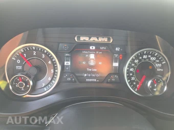 2023 Ram 1500 Laramie Crew Cab Short Bed - miniatura 18