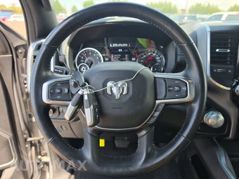 2023 Ram 1500 Laramie Crew Cab Short Bed - miniatura 10