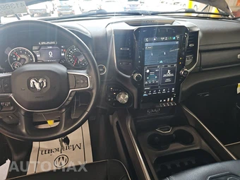 2023 Ram 1500 Laramie Crew Cab Short Bed - miniatura 11