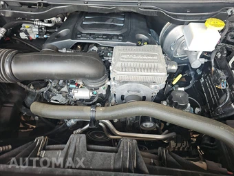 2023 Ram 1500 Laramie Crew Cab Short Bed - miniatura 15