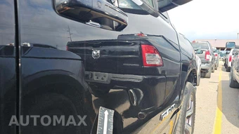 2023 Ram 1500 Laramie Crew Cab Short Bed - miniatura 23