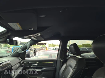 2023 Ram 1500 Laramie Crew Cab Short Bed - miniatura 17