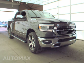 2023 Ram 1500 Laramie Crew Cab Short Bed - miniatura 3