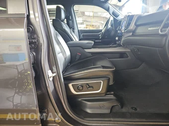 2023 Ram 1500 Laramie Crew Cab Short Bed - miniatura 8