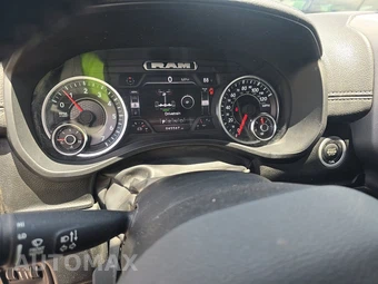 2023 Ram 1500 Laramie Crew Cab Short Bed - miniatura 12