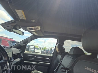 2023 Ram 1500 Laramie Crew Cab Short Bed - miniatura 17