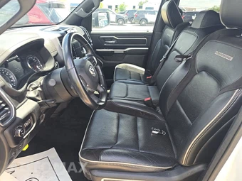 2023 Ram 1500 Laramie Crew Cab Short Bed - miniatura 7