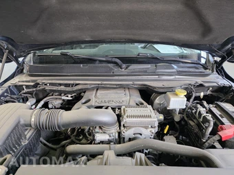 2023 Ram 1500 Laramie Crew Cab Short Bed - miniatura 19