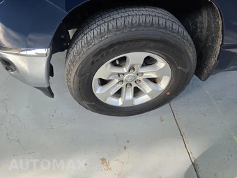 2023 Ram 1500 Laramie Crew Cab Short Bed - miniatura 29
