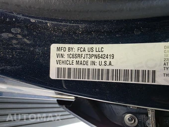 2023 Ram 1500 Laramie Crew Cab Short Bed - miniatura 7