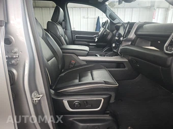 2023 Ram 1500 Laramie Crew Cab Short Bed - miniatura 8