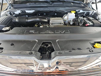 2023 Ram 1500 Laramie Crew Cab Short Bed - miniatura 15