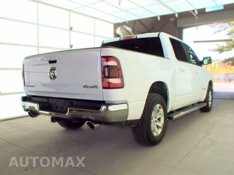 2023 Ram 1500 Laramie Crew Cab Short Bed - miniatura 4