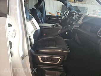 2023 Ram 1500 Laramie Crew Cab Short Bed - miniatura 8