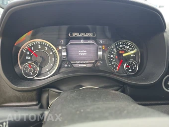2023 Ram 1500 Laramie Crew Cab Short Bed - miniatura 12