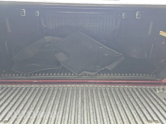 2023 Ram 1500 Laramie Crew Cab Short Bed - miniatura 16
