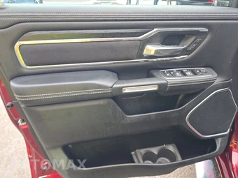 2023 Ram 1500 Laramie Crew Cab Short Bed - miniatura 9
