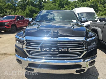2023 Ram 1500 Laramie Crew Cab Short Bed - miniatura 2