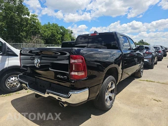 2023 Ram 1500 Laramie Crew Cab Short Bed - miniatura 4