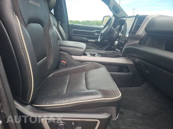 2023 Ram 1500 Laramie Crew Cab Short Bed - miniatura 8