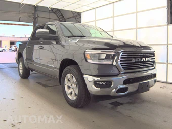 2023 Ram 1500 Laramie Crew Cab Short Bed - miniatura 3