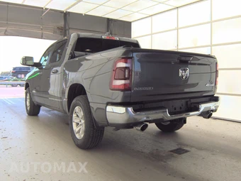 2023 Ram 1500 Laramie Crew Cab Short Bed - miniatura 6