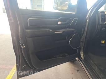 2023 Ram 1500 Laramie Crew Cab Short Bed - miniatura 9