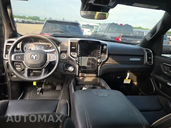 2023 Ram 1500 Laramie Crew Cab Short Bed - miniatura 17