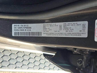 2023 Ram 1500 Laramie Crew Cab Short Bed - miniatura 21