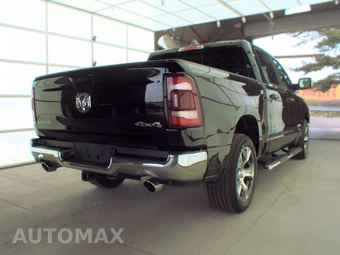 2023 Ram 1500 Laramie Crew Cab Short Bed - miniatura 4