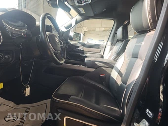 2023 Ram 1500 Laramie Crew Cab Short Bed - miniatura 7