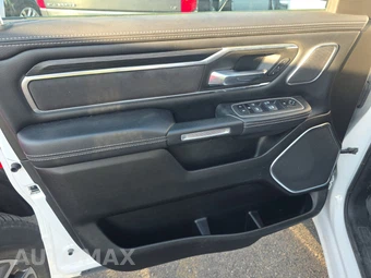 2023 Ram 1500 Laramie Crew Cab Short Bed - miniatura 15
