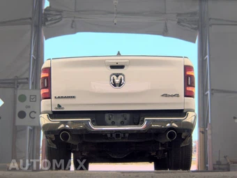 2023 Ram 1500 Laramie Crew Cab Short Bed - miniatura 7